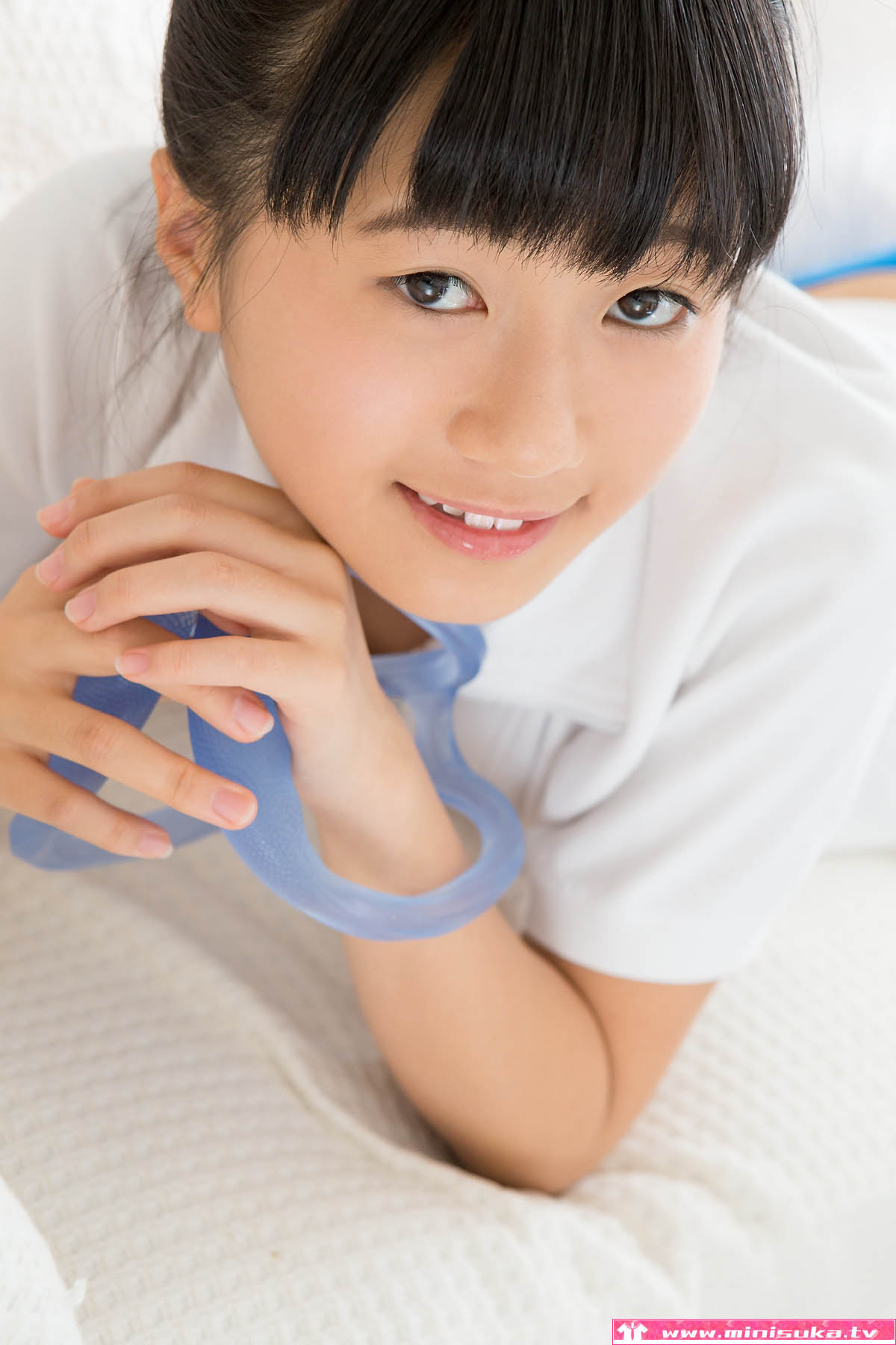 Yuzu Shirasaki - 白咲柚- 日本萝莉写真图- 少女偶像俱樂部