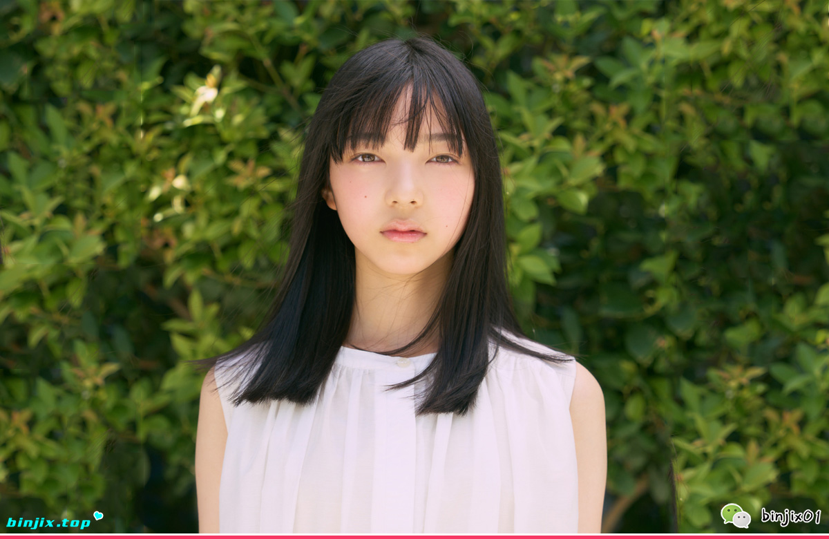Misaki Hayasaka - 早坂美咲.jpg
