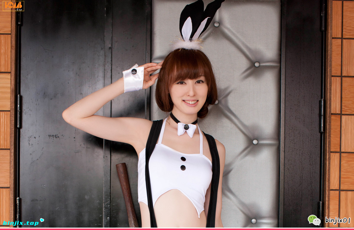 Rina Akiyama - 秋山莉奈v.jpg