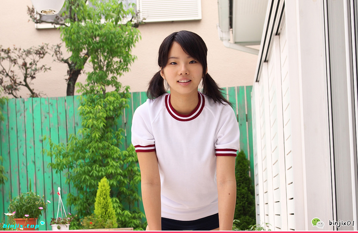 Hina Yamamoto 山本陽菜.jpg