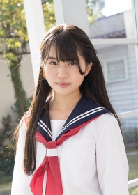 Umi Kokono 心乃うみ