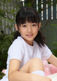 Misaki Chiharu 美咲千春